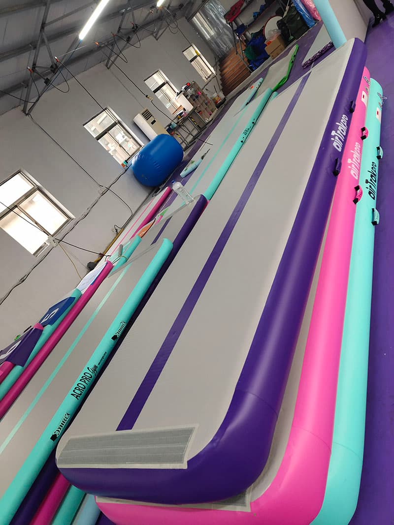 Wholesale purple 4m inflatable tumble air mat
