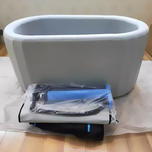 Portable cold plunge for cold therapy ice tubs for athlete outdoor indoor hot ice bath